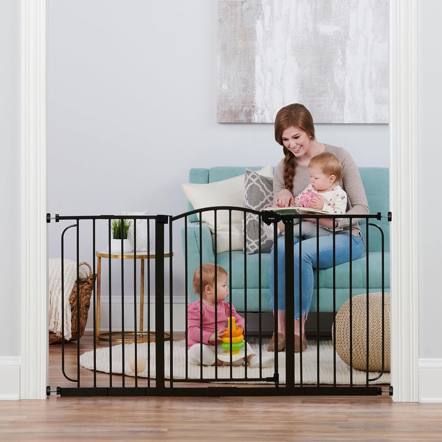 Regalo Safety 30.5-58″ Extra Wide Arch Baby Gate with Door, Pressure Mount Walk Through Gate for Doorways & Bottom of Stairs, Babies, Toddlers & Pets, Tested & Safe, American Designed, American Owned